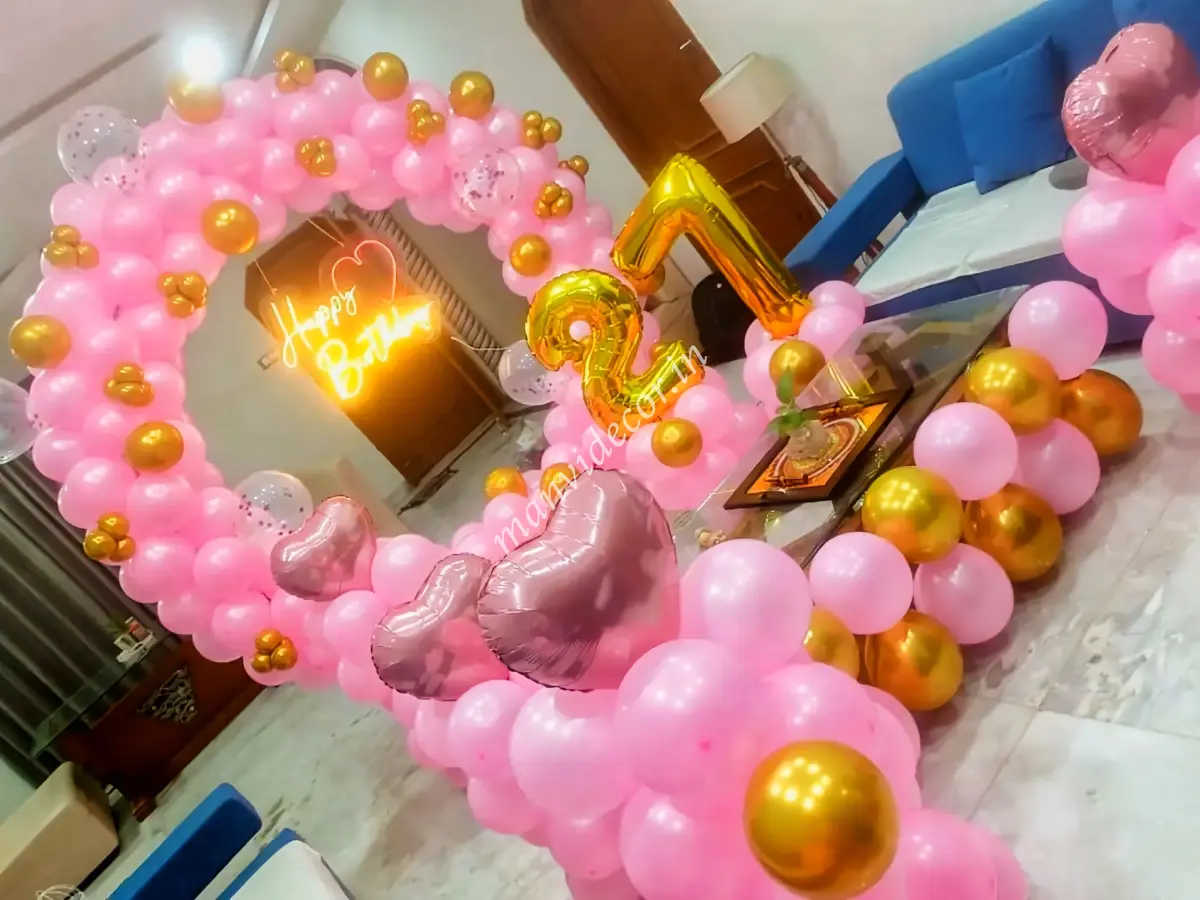 Adorable Pink Ring Setup Decor