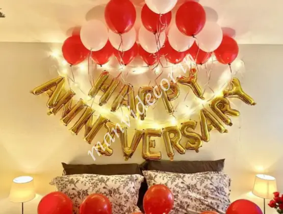 Anniversary Love Decoration