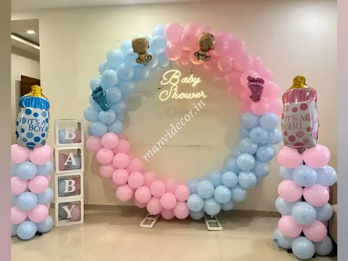 Baby Shower Decor with Baby Box