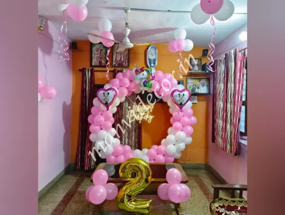 Dreamland Unicorn Balloon Setup