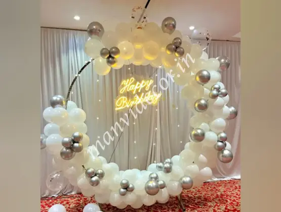 Heavenly White Birthday Ring Decor