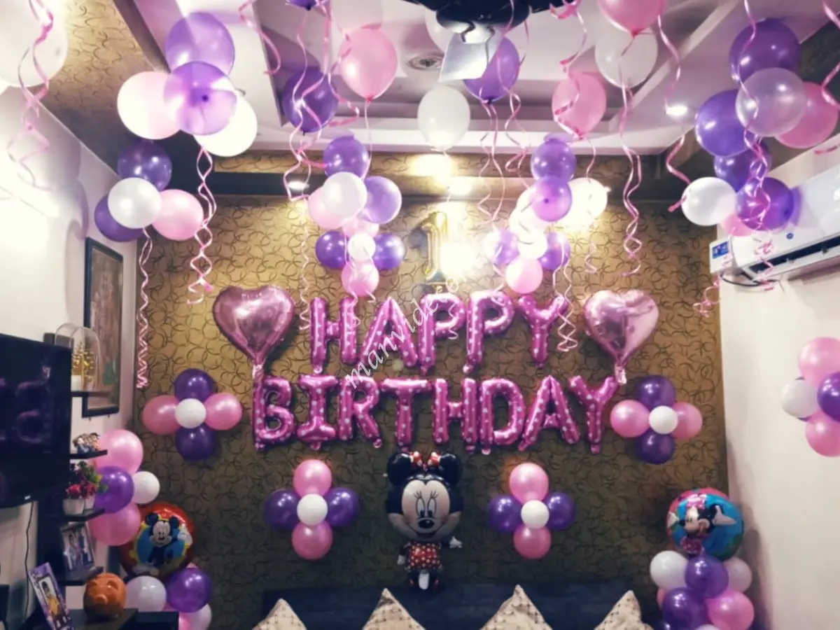 Minnie Mouse Balloon Decoration