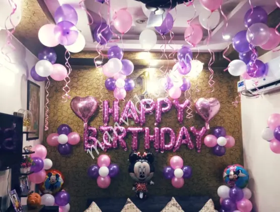 Minnie Mouse Balloon Decoration