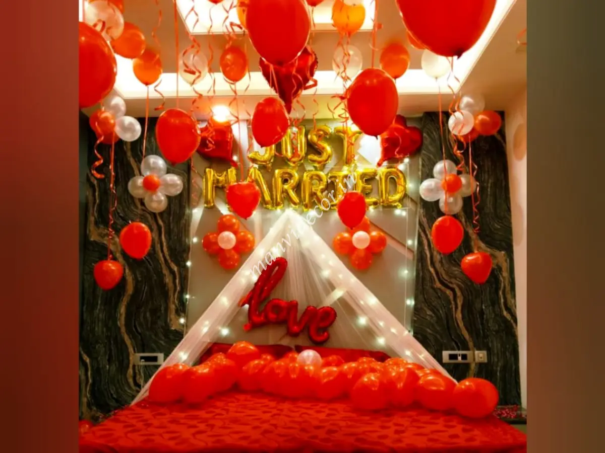 Just married room decoration 