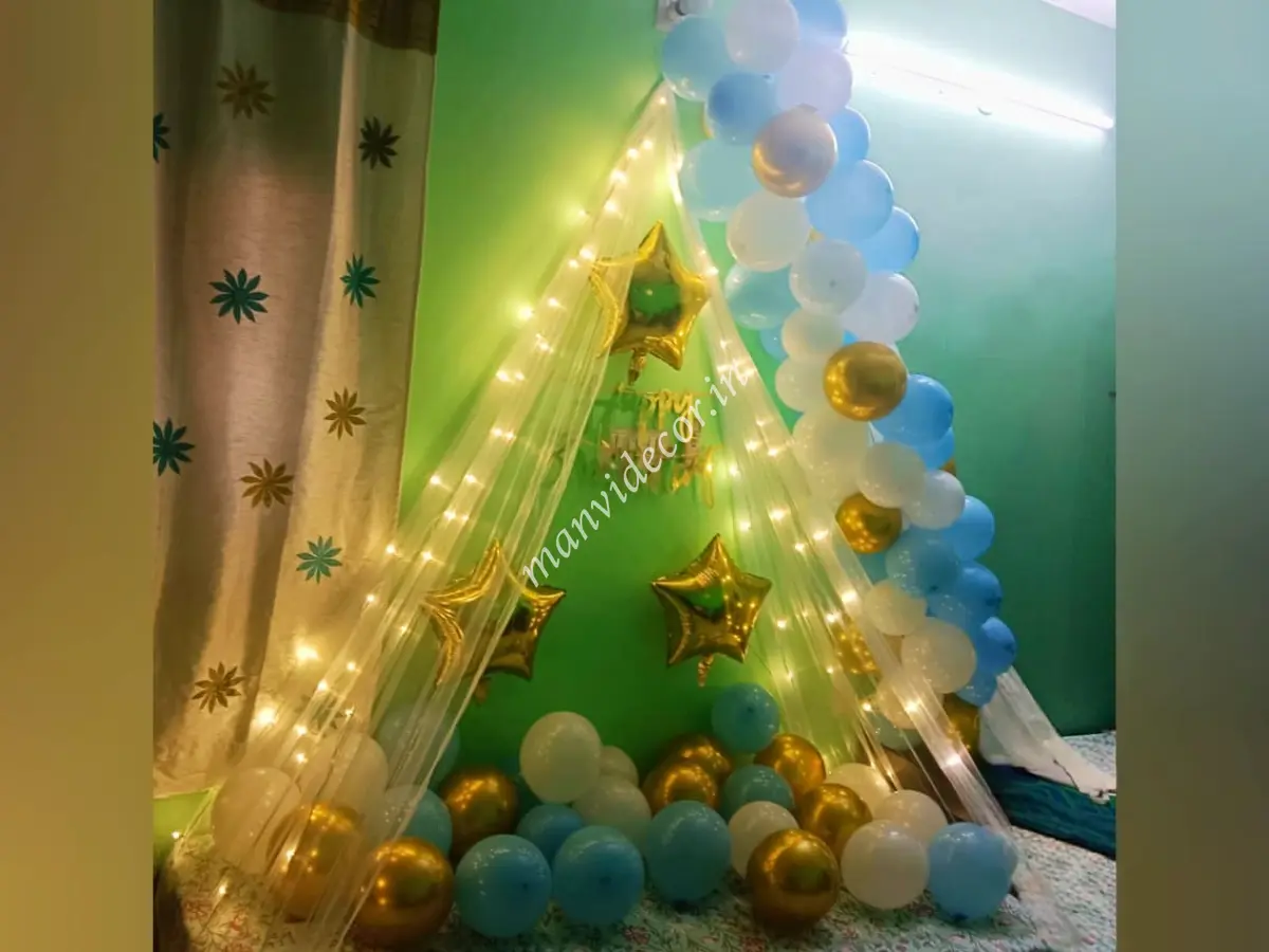 Romantic Canopy Balloon Decoration