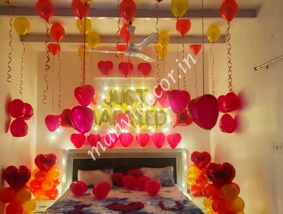 Romantic Love Just Married Decoration